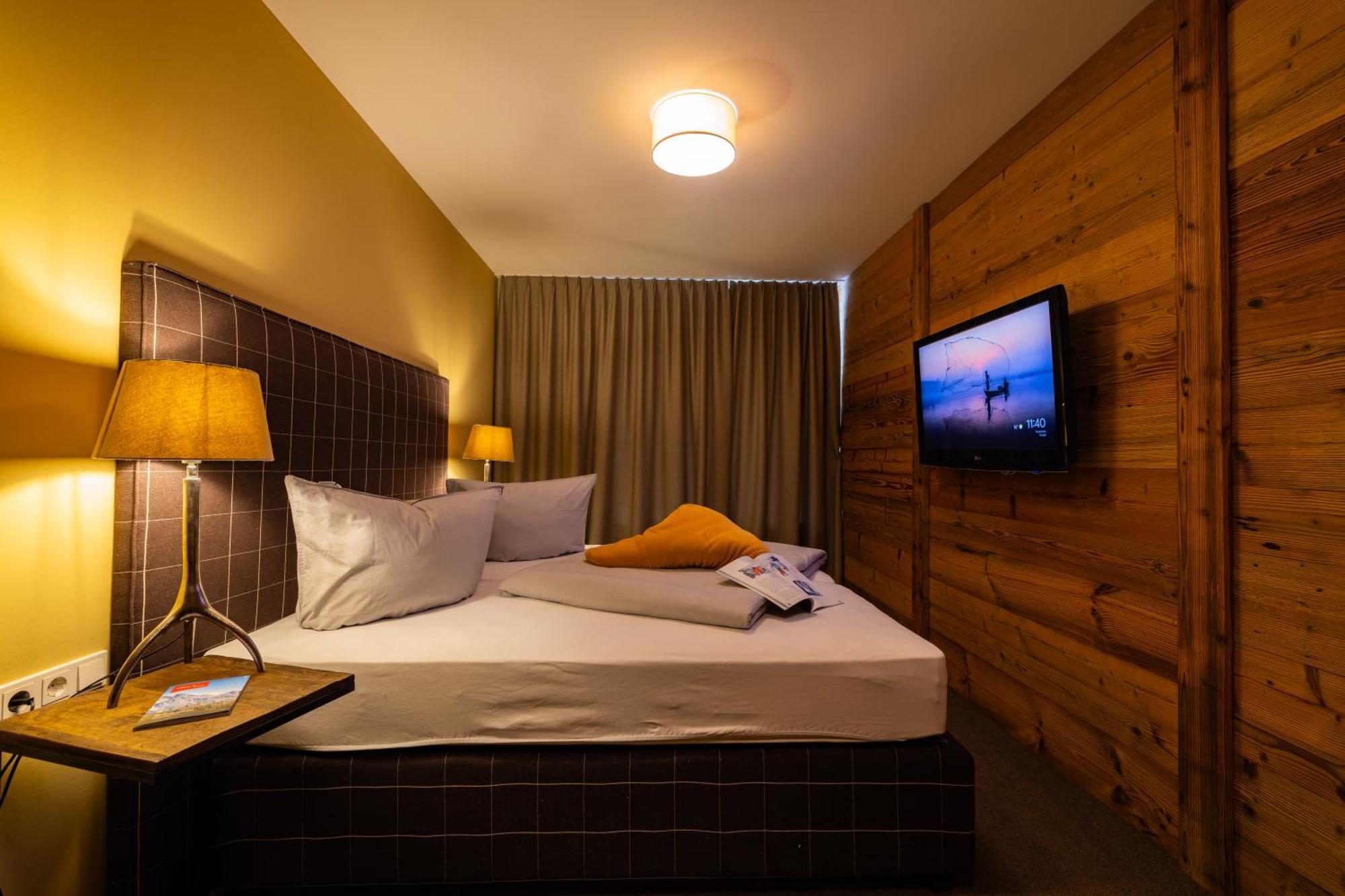 Haus Freunden Appartement Sankt Anton am Arlberg Buitenkant foto