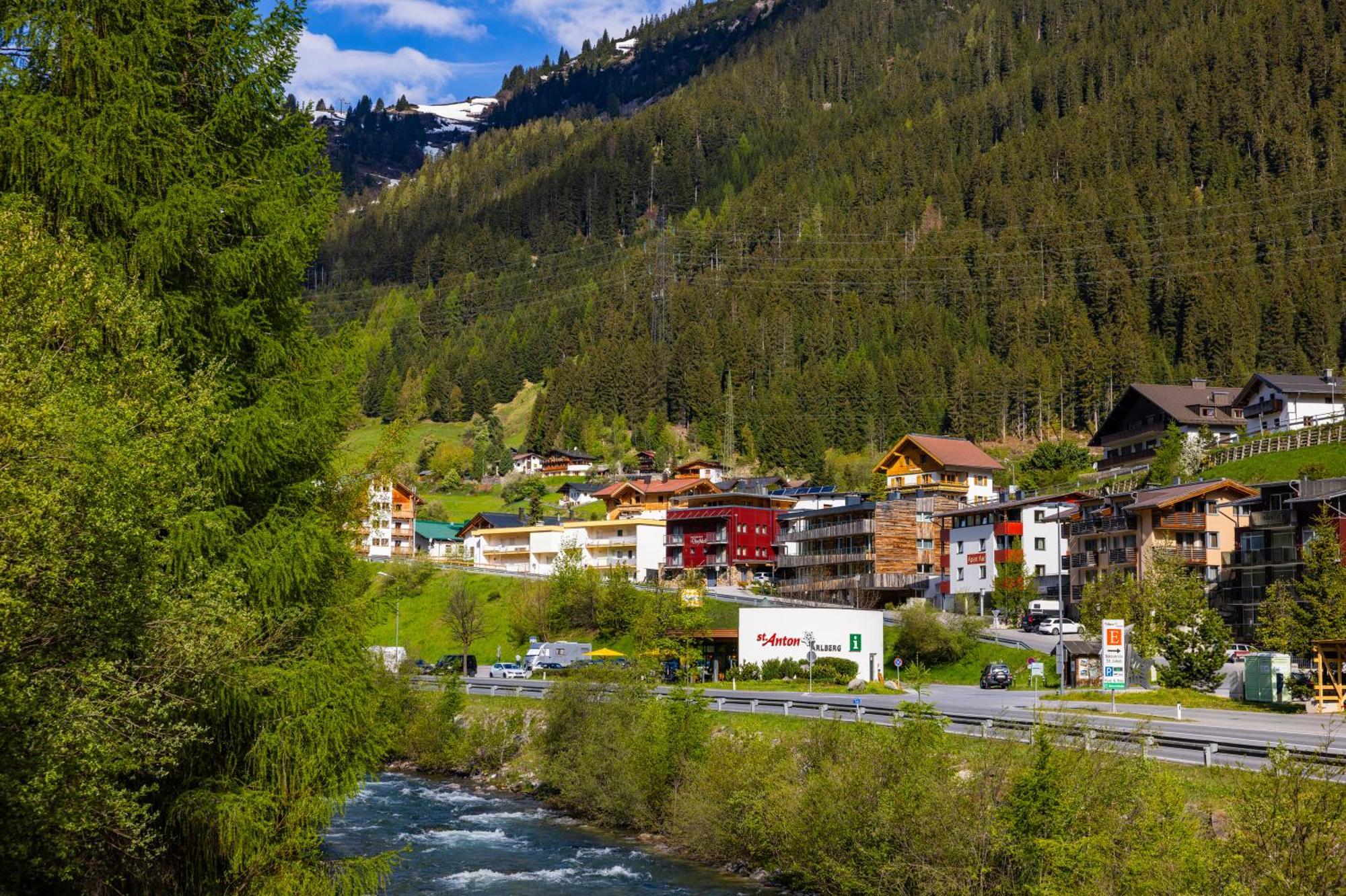 Haus Freunden Appartement Sankt Anton am Arlberg Buitenkant foto